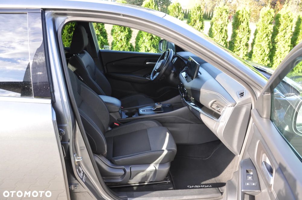 Nissan Qashqai 1.3 DIG-T MHEV Xtronic N-Connecta - 9