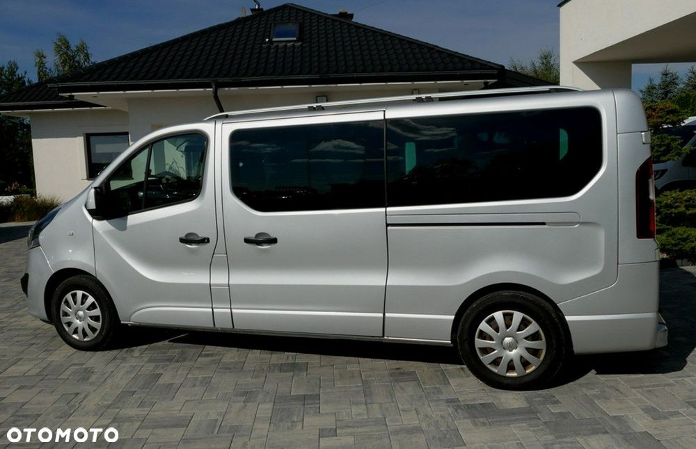 Opel Vivaro - 10