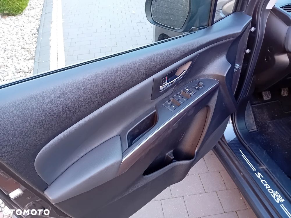 Suzuki SX4 S-Cross 1.4 SHVS Premium Plus SP 4WD - 19