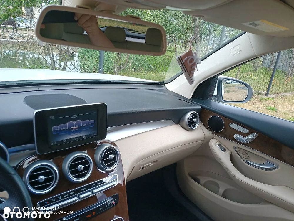 Mercedes-Benz GLC - 27