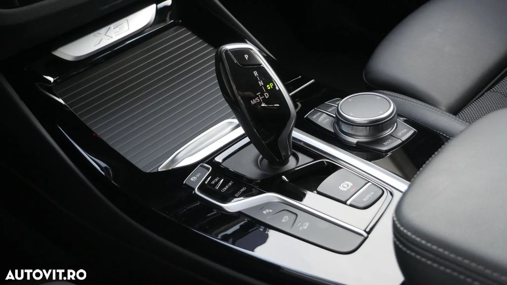 BMW X3 xDrive20d AT xLine - 4