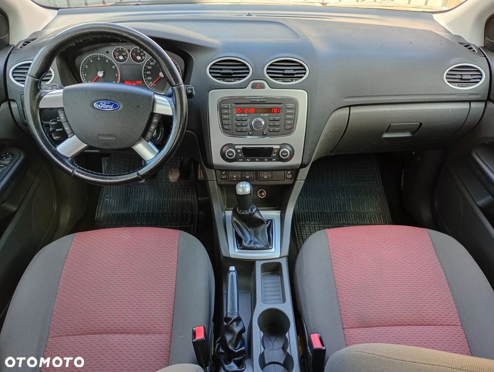 Ford Focus - 9