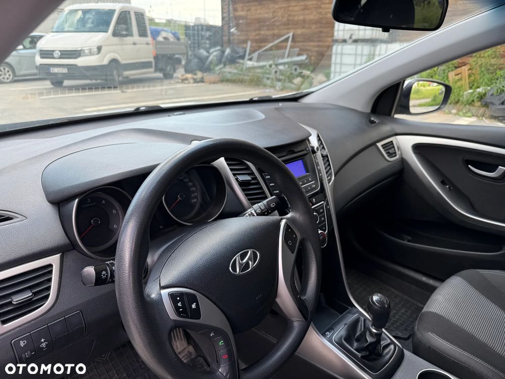 Hyundai i30 1.4 CRDi Classic + - 12