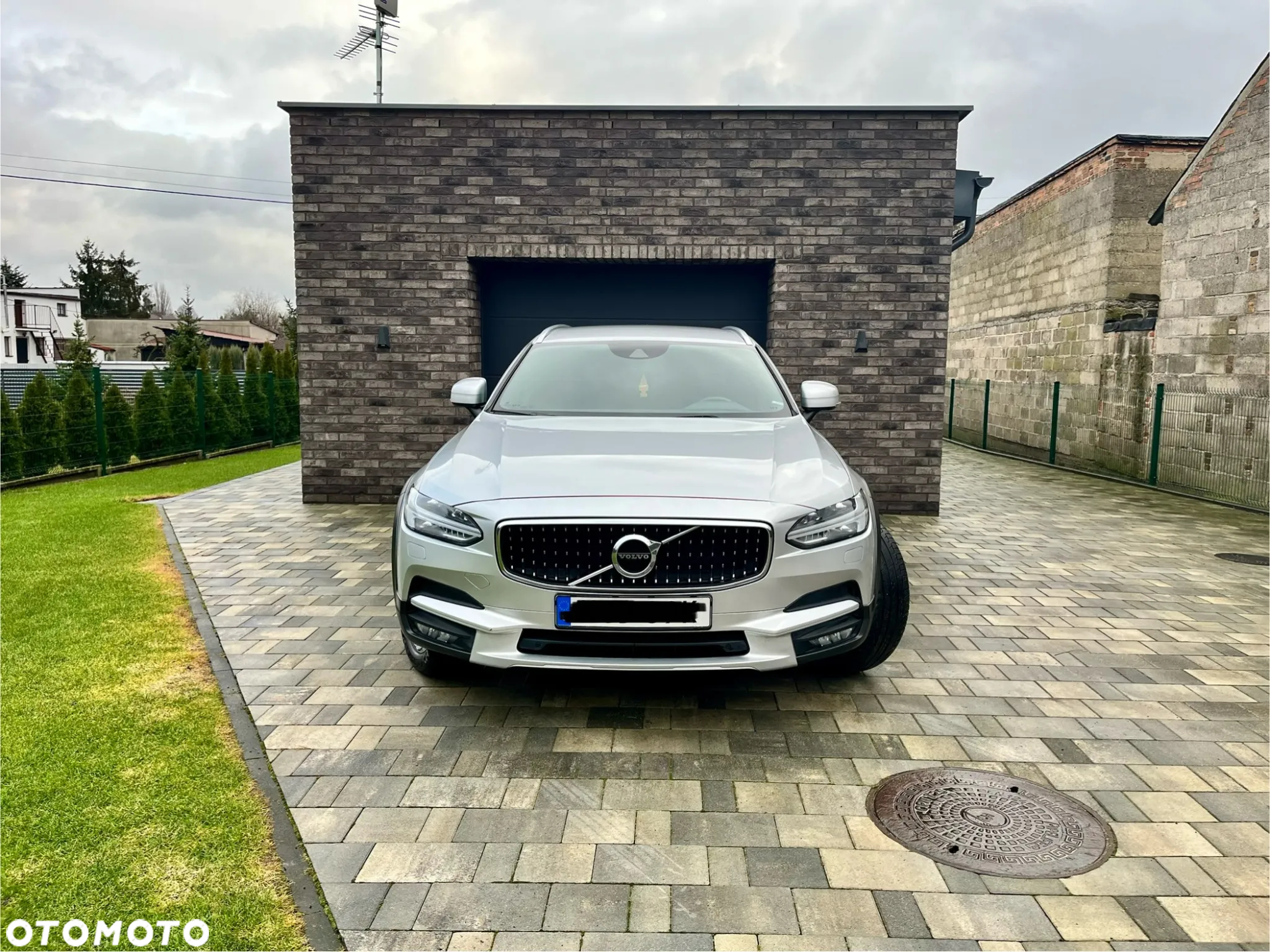 Volvo V90 Cross Country D4 SCR AWD Pro - 4