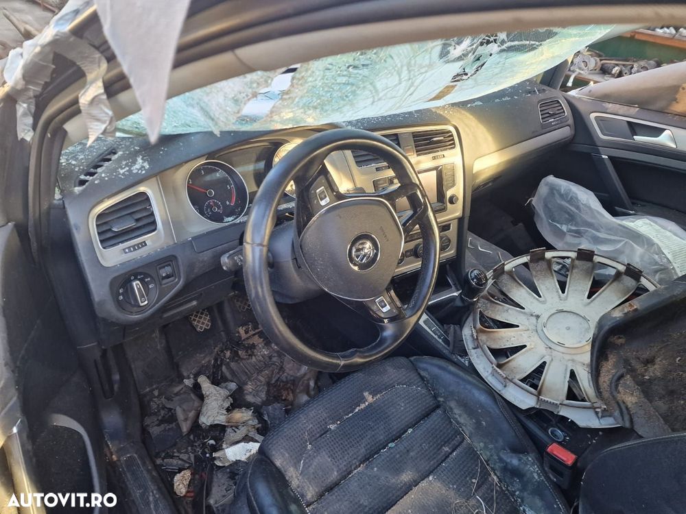 Dezmembram Volkswagen Golf 7 2014 1.6tdi CRK Manual - 6
