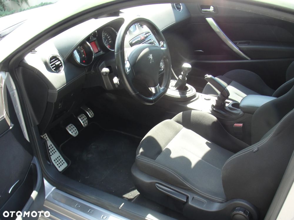Peugeot RCZ 2.0 HDi - 8