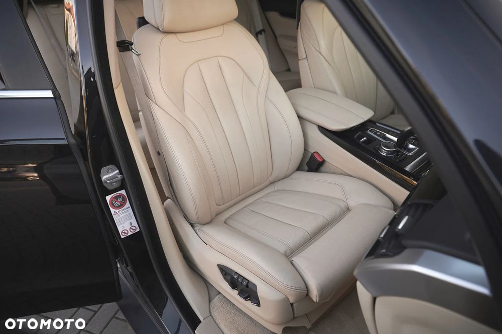 BMW X5 xDrive25d Sport-Aut - 30