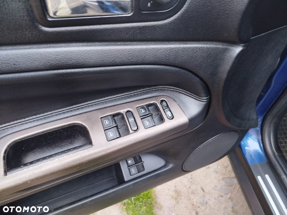 Volkswagen Passat - 21