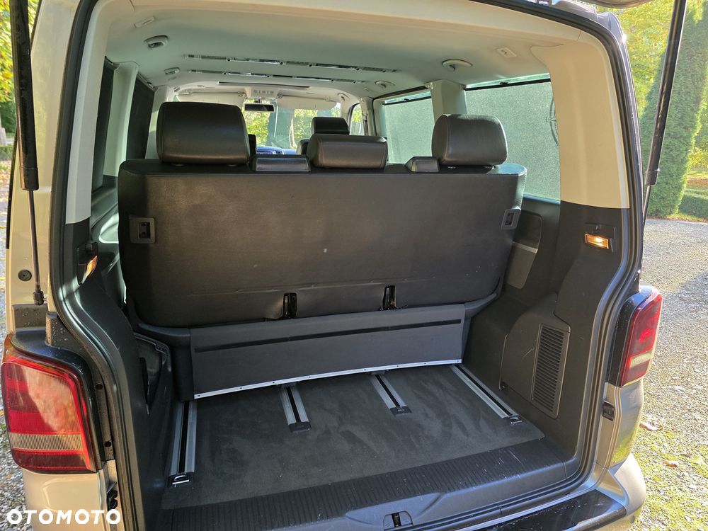 Volkswagen Multivan - 9
