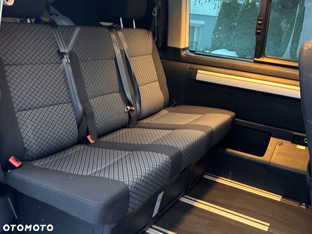 Volkswagen California - 12