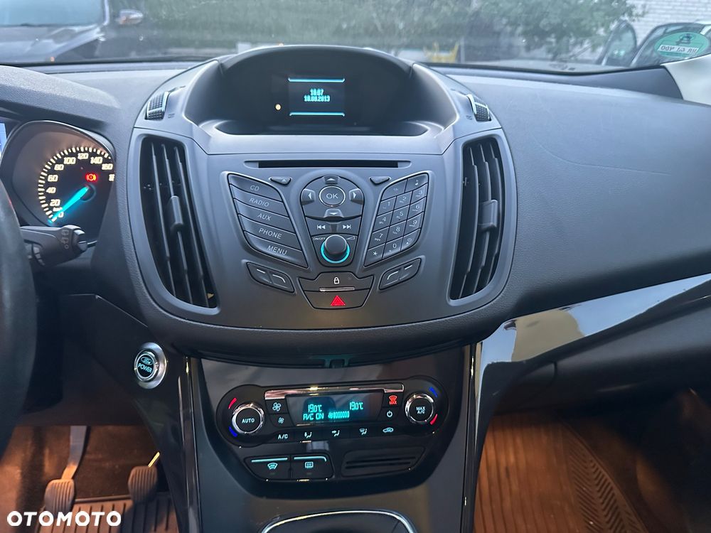 Ford Kuga - 13