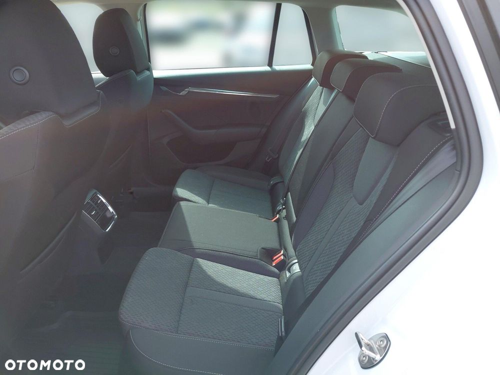 Skoda Octavia 2.0 TSI 4x4 Style DSG - 13