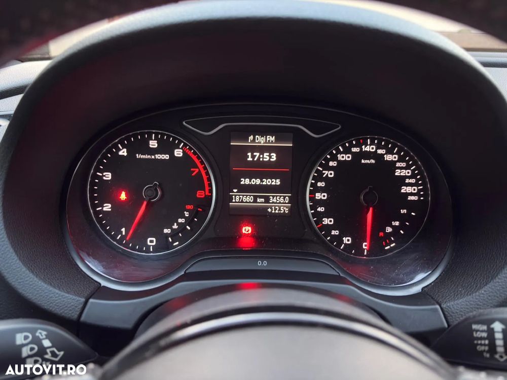 Audi A3 1.4 TFSI Sportback S line Sportpaket - 12