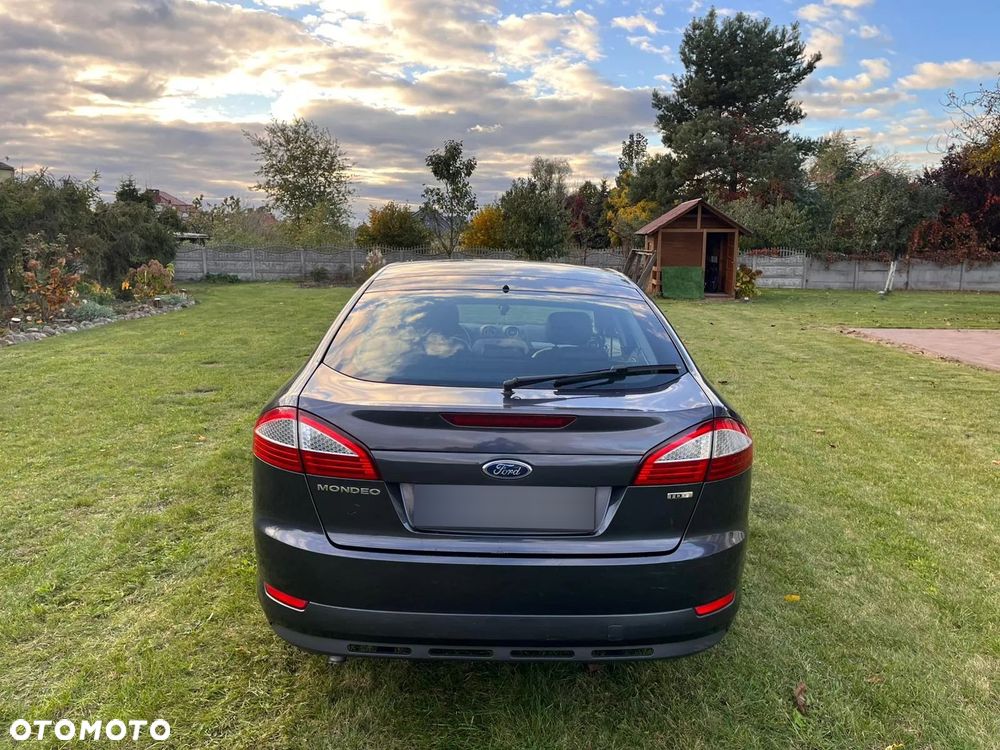 Ford Mondeo - 15