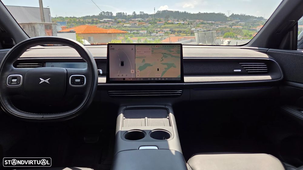 Xpeng G6 87.5 kWh AWD Performance + Gancho de Reboque - 7