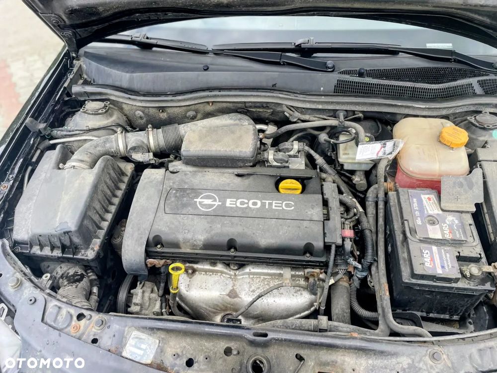 Opel Astra 1.6 - 10