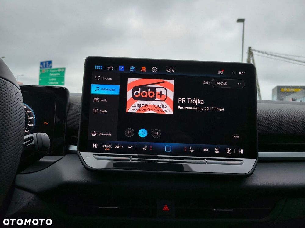 Volkswagen T-Roc - 14