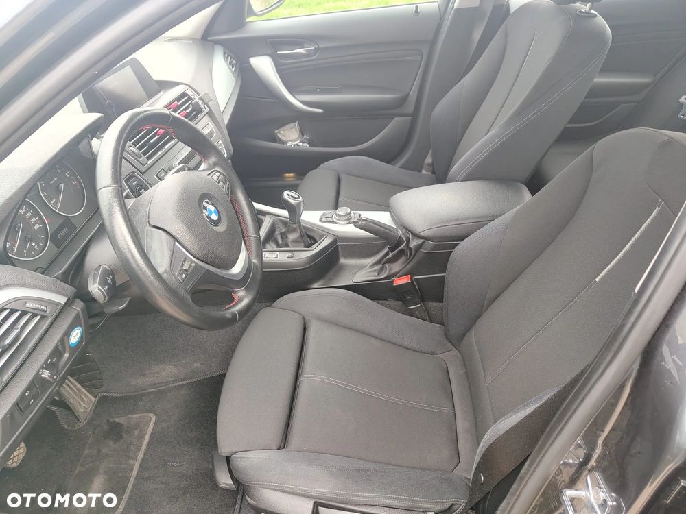 BMW Seria 1 118i Sport Line - 11