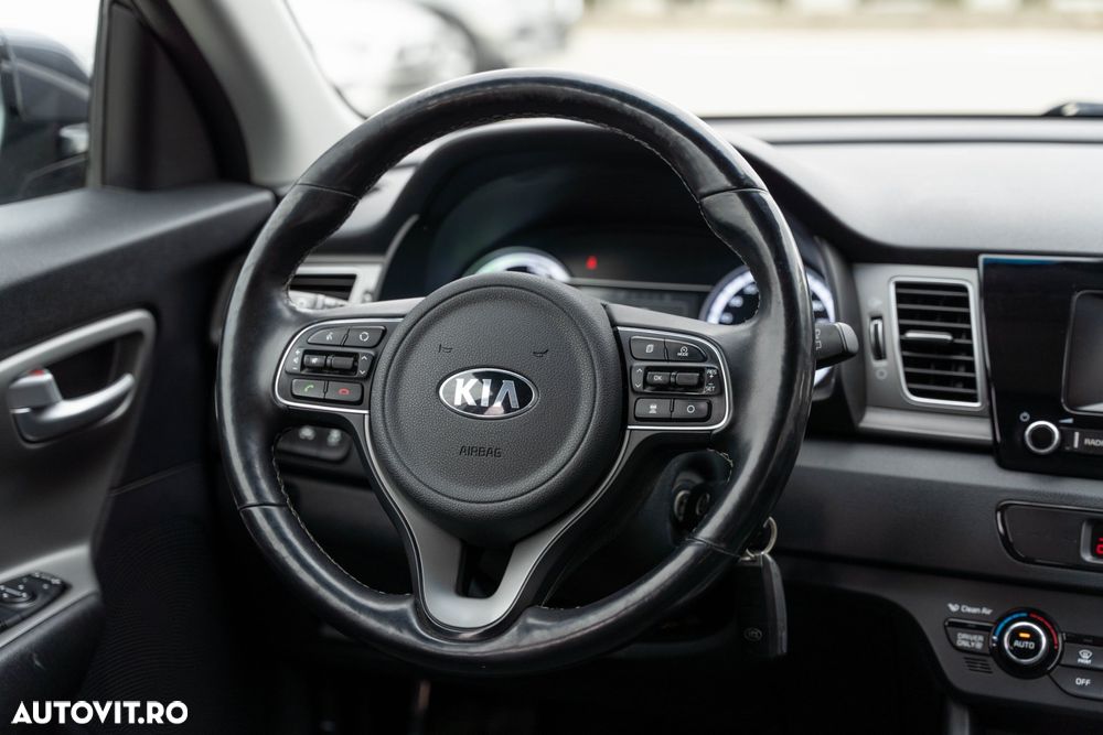 Kia Niro 1.6 GDI 2WD Aut. Spirit - 26