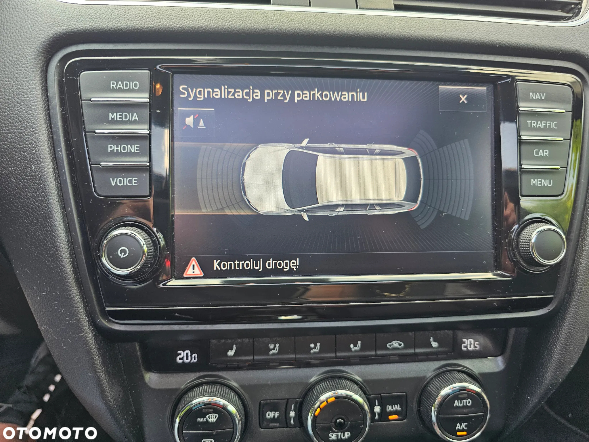 Skoda Octavia Combi 2.0 TDI DSG RS - 28