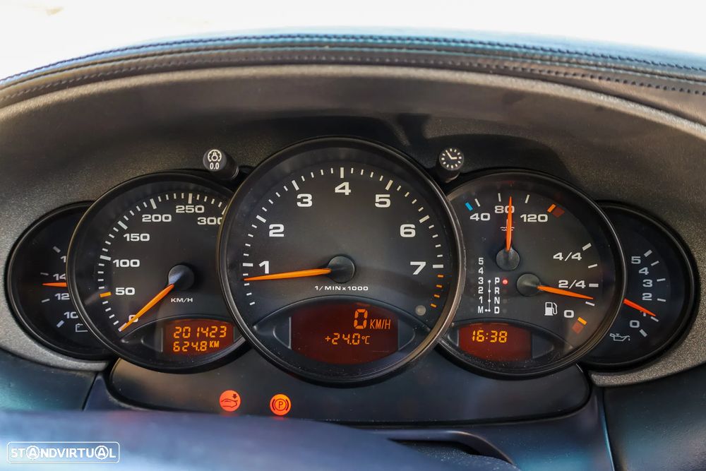 Porsche 911 (996) - 19