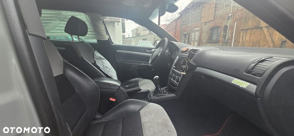 Skoda Octavia 2.0 TDI RS - 7