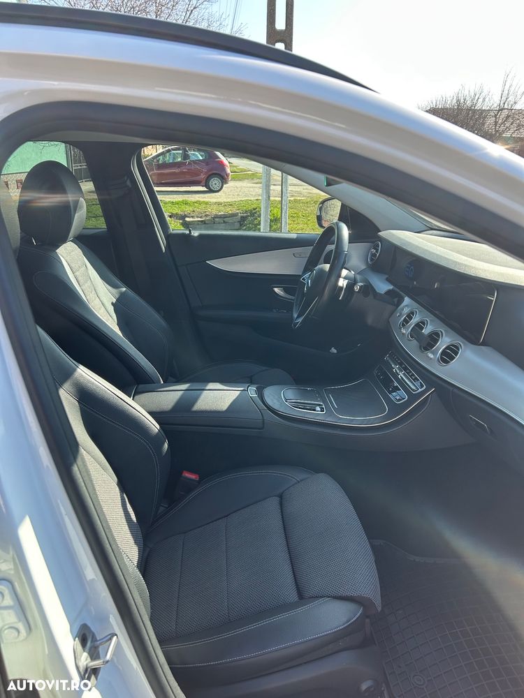 Mercedes-Benz E 300 de 9G-TRONIC Night Edition - 21