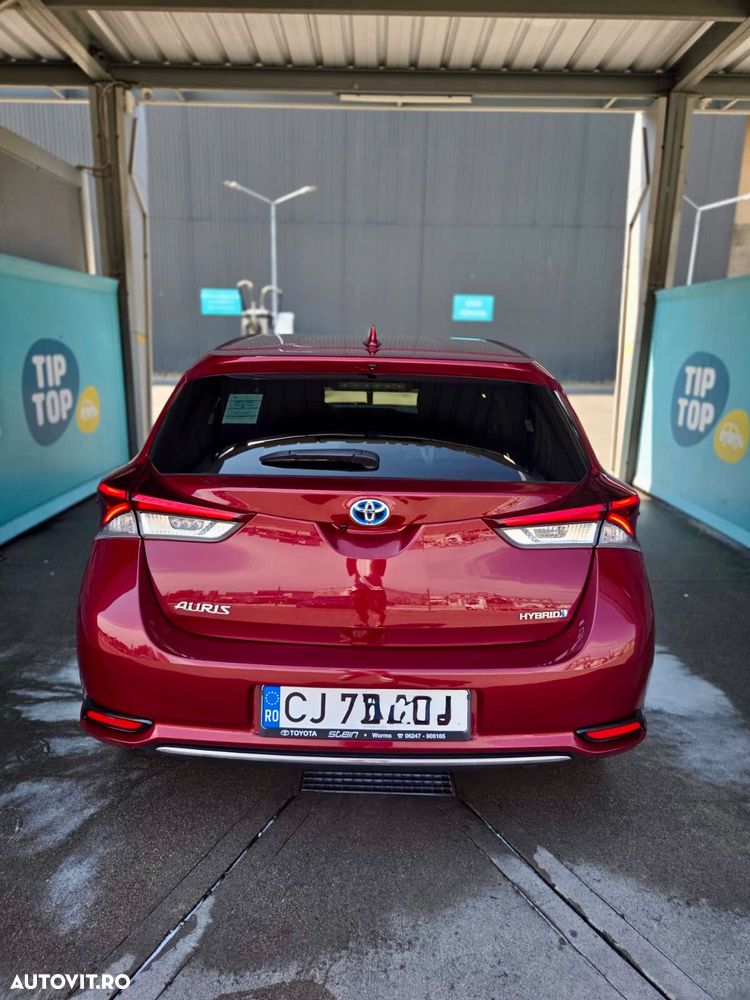 Toyota Auris - 2