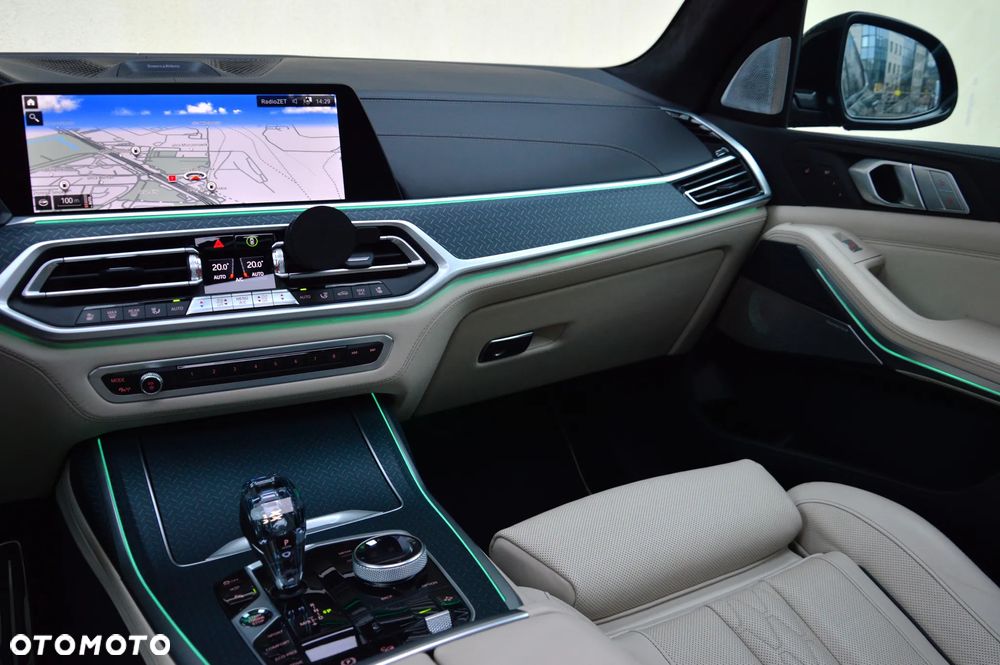 BMW X7 - 29