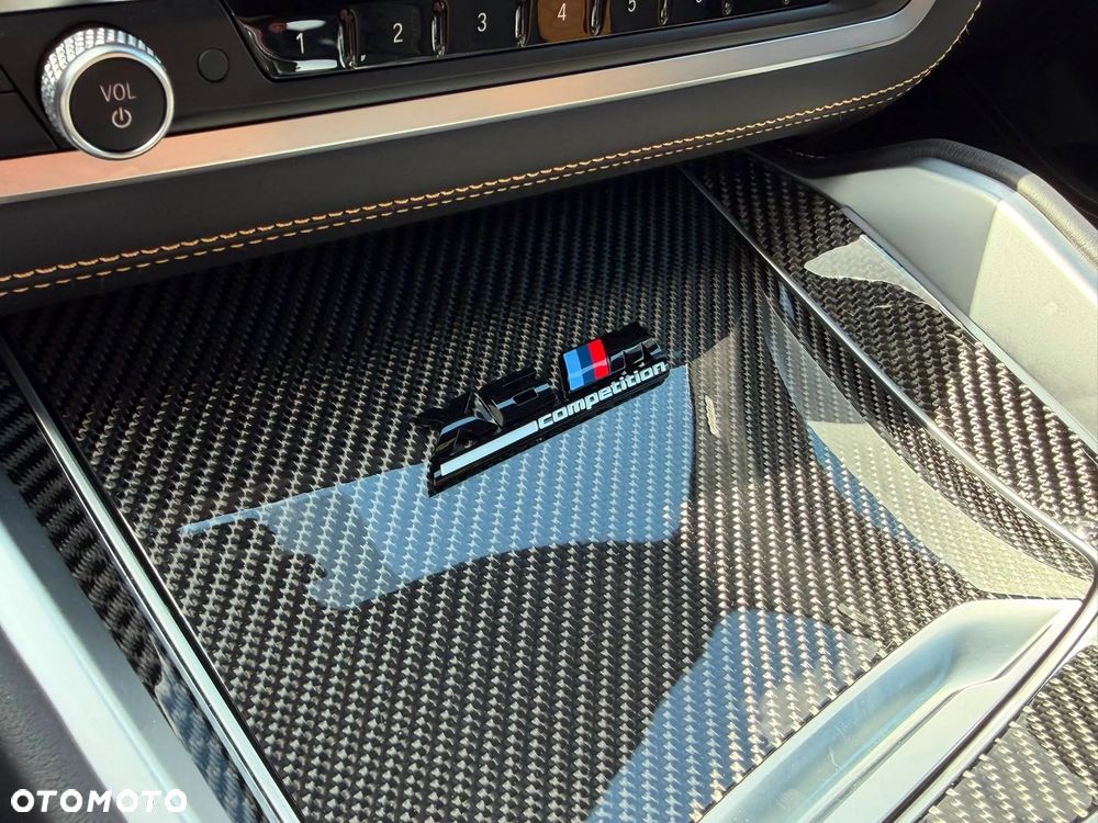 BMW X6M M - 24