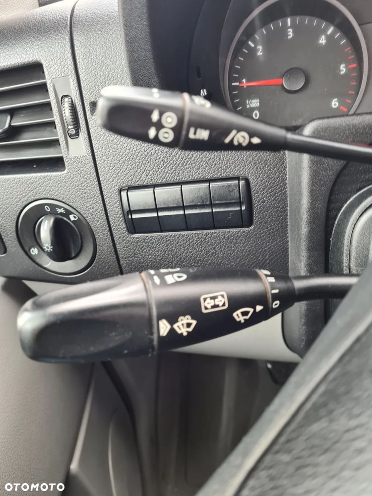 Volkswagen Crafter - 16