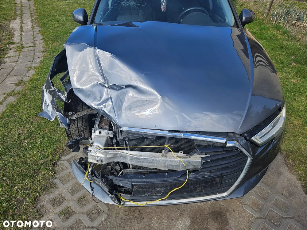 Audi A3 Sportback 35 TFSI S tronic - 3