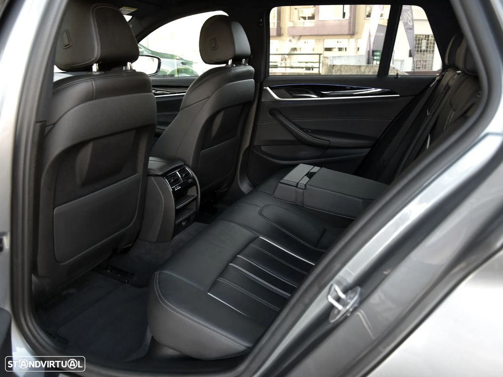 BMW 520 d Pack M Auto - 11