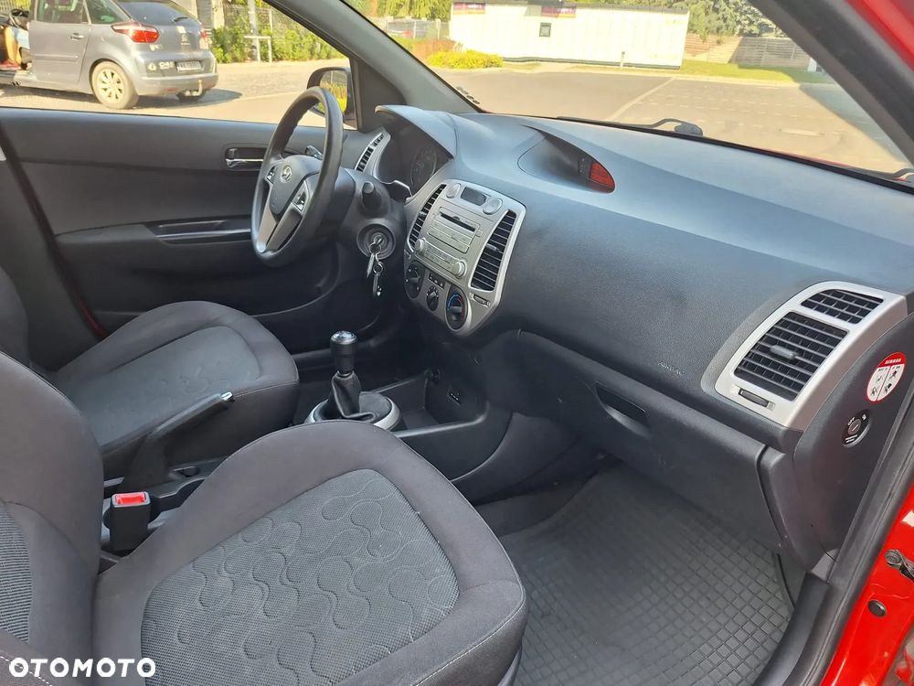 Hyundai i20 1.2 Comfort - 21