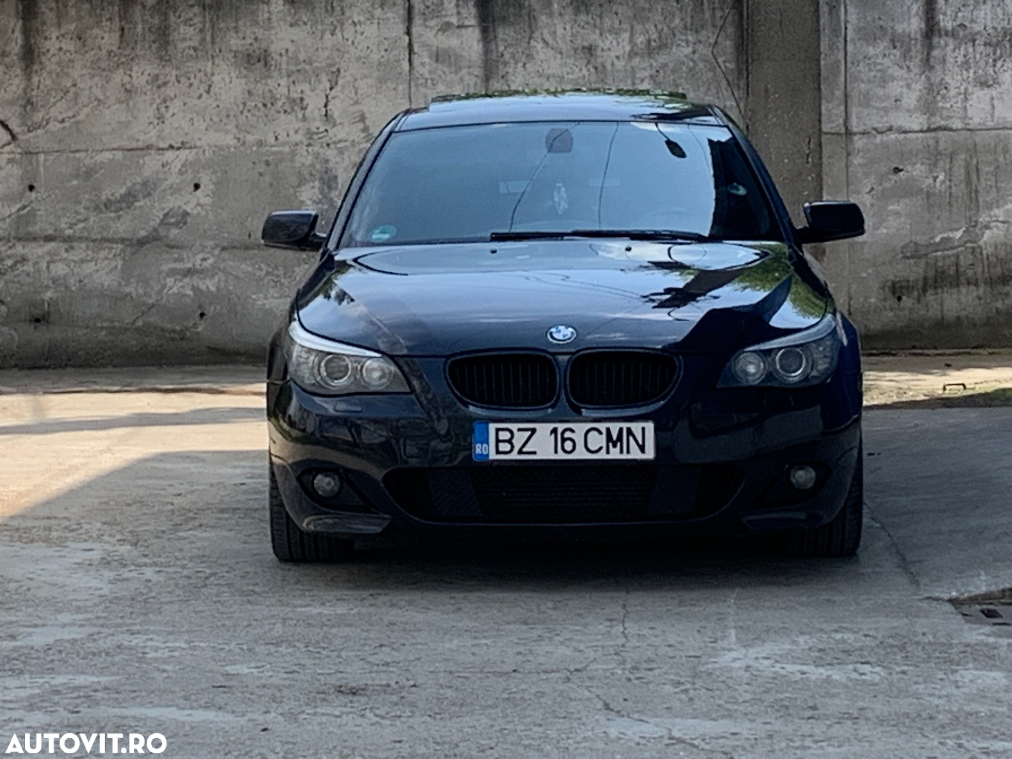 BMW Seria 5 525d Aut. Edition Sport - 2