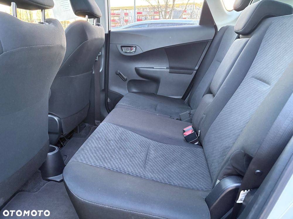 Toyota Verso S 1.33 Premium - 38