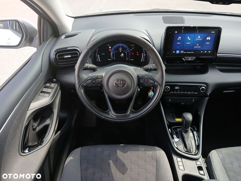 Toyota Yaris Hybrid 1.5 Style - 24