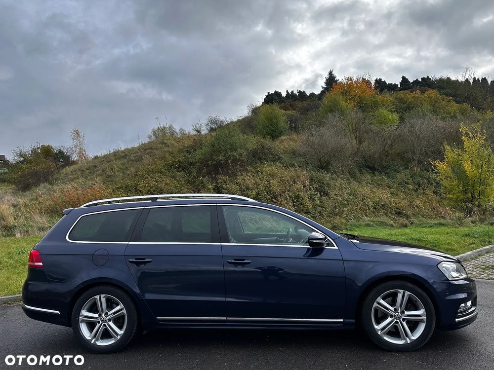 Volkswagen Passat 2.0 TDI Highline R-Style DSG - 25