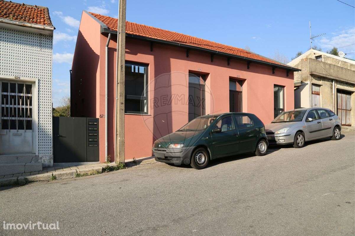 Moradia T5 para venda - Grande imagem: 2/16