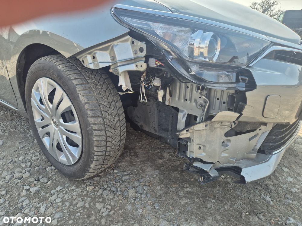 Toyota Auris 1.6 D-4D Edition S+ - 4