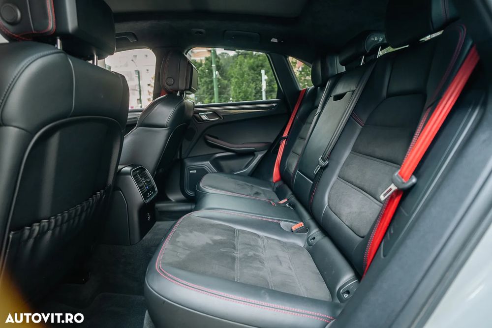 Porsche Macan GTS PDK - 8