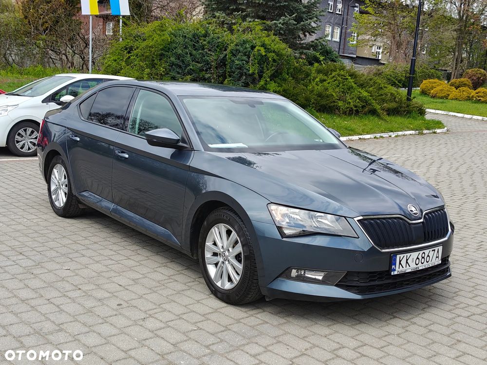 Skoda Superb 1.8 TSI Ambition - 32