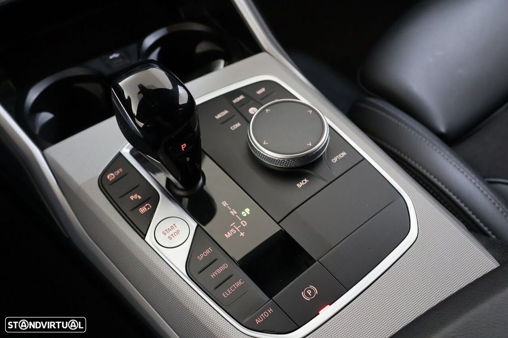 BMW 320 e Corporate Edition Auto - 17