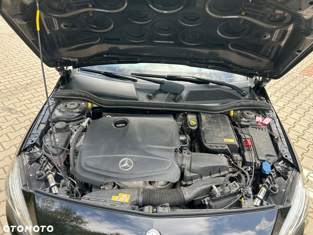 Mercedes-Benz Klasa A 180 AMG Line - 11