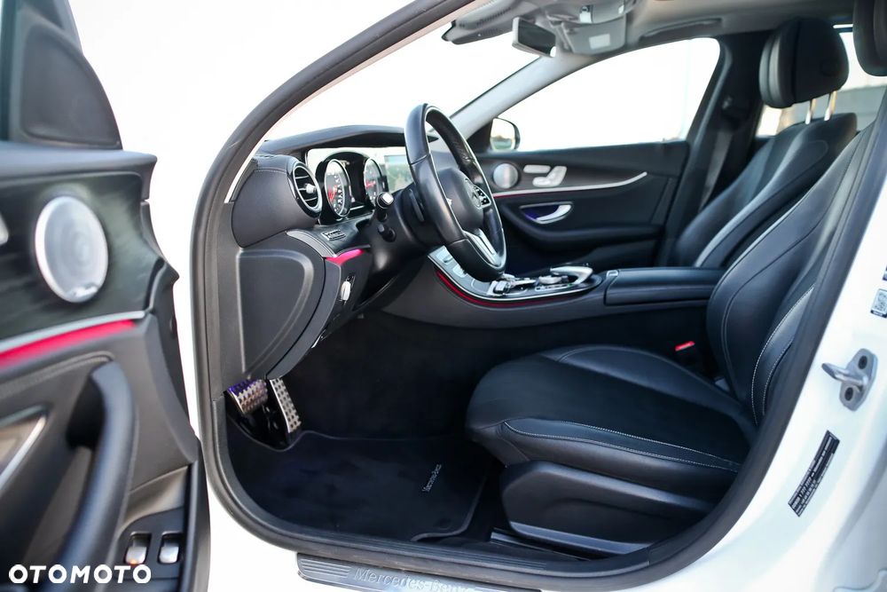 Mercedes-Benz Klasa E 220 d 4Matic All-Terrain 9G-TRONIC Avantgarde - 16