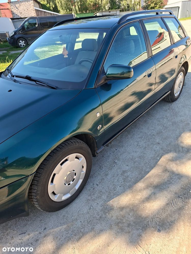 Audi A4 Avant 1.8 - 4