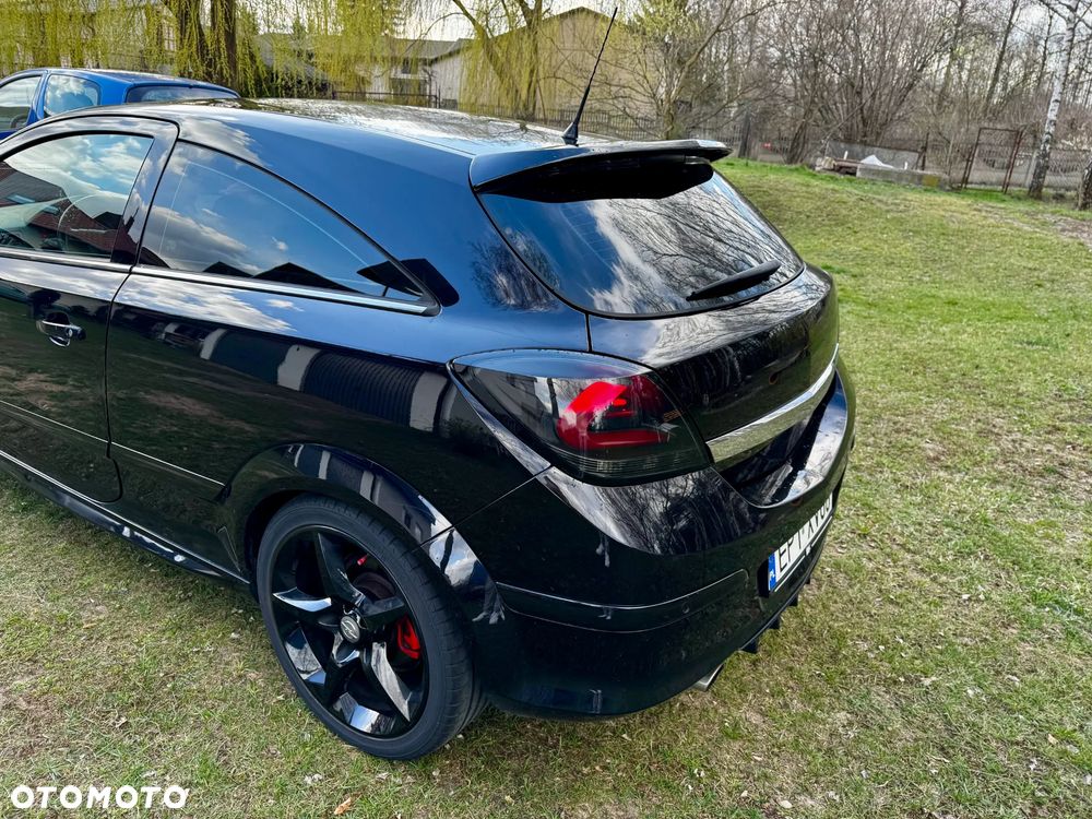 Opel Astra 2.0 T Sport - 10