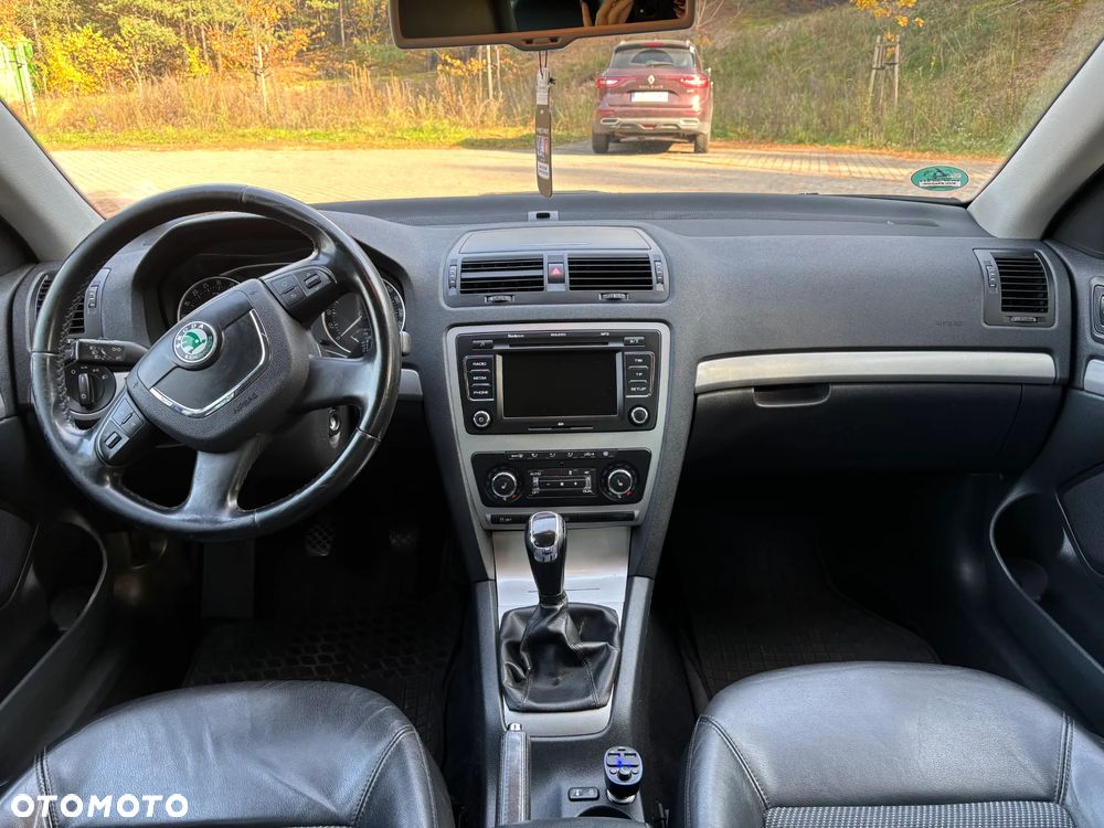 Skoda Octavia 2.0 TDI DPF Elegance - 13