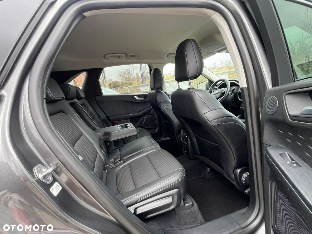 Ford Kuga - 16