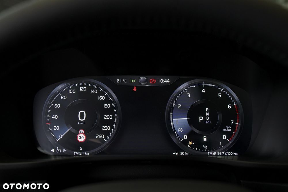 Volvo XC 40 B3 Core - 14